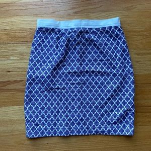 Tory Burch quatrefoil blue & white skirt